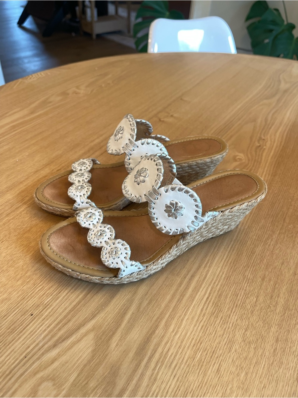 Jack Rogers Shelby Espadrille Wedge White Silver Sandals Sz:7